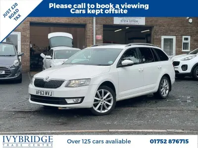 Used Skoda Octavia Elegance 150 HP (110 kW) 2013 White Estate