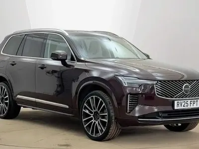 Usado Volvo XC90 Ultra 455 CV (334 kW) 2025 Rojo SUV