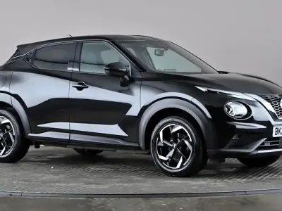 Used Nissan Juke N-Connecta 114 HP (83 kW) 2023 Black SUV