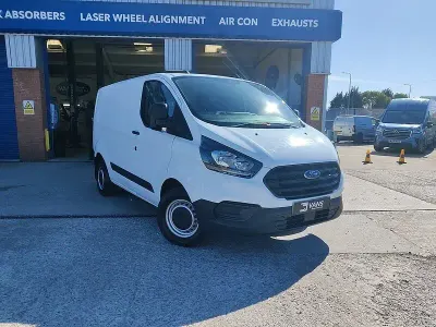 Used Ford Transit Custom 105 HP (77 kW) 2023 White Van