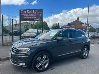 Usado VW Tiguan SEL 240 CV (176 kW) 2017 Gris SUV