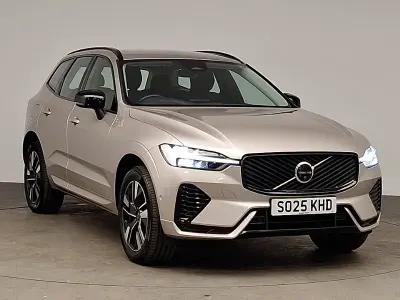Used Volvo XC60 Plus 250 HP (183 kW) 2025 Gold SUV