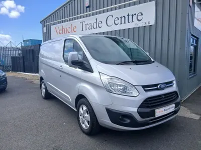 Used Ford Transit Custom Limited 130 HP (95 kW) 2017 Silver Van