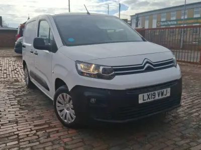 Second-hand Citroën Berlingo 75 CP (55 kW) 2019 Alb Monovolum