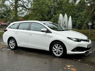 Toyota Auris Hybrid