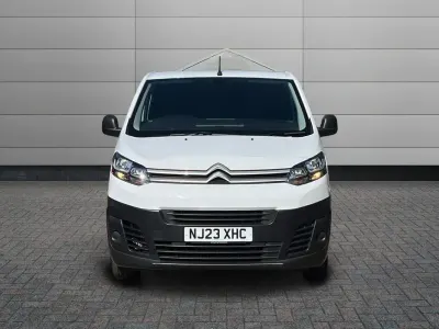 Used Citroën Dispatch 99 HP (72 kW) 2023 White MPV