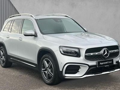 Mercedes GLB220