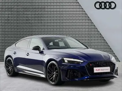 Begagnad Audi RS5 Design 450 HK (330 kW) 2024 Blå Sportkupé