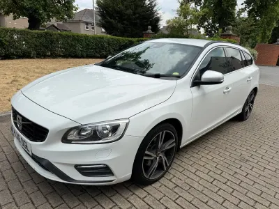 Used Volvo V60 R-Design 2016 White Estate