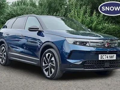 Used Vauxhall Grandland X Ultimate 136 HP (100 kW) 2025 Blue SUV