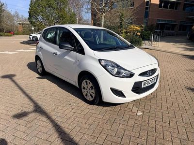 Used Hyundai ix20 Classic 90 HP (66 kW) 2012 White Hatchback