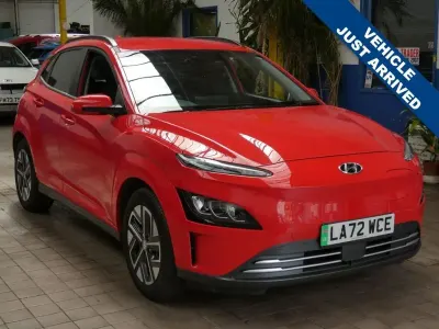 Used Hyundai Kona Premium 150 kW (204 HP) 2023 Red SUV