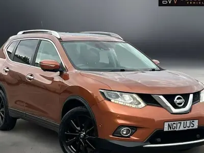 Used Nissan X-Trail Tekna 131 HP (96 kW) 2017 Orange SUV