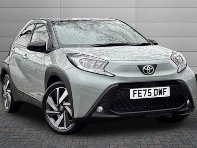 Used Toyota Aygo X 72 HP (52 kW) 2025 Green SUV