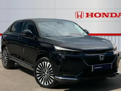 Begagnad Honda e Elegance 150 kW (204 HK) 2023 Halvkombi
