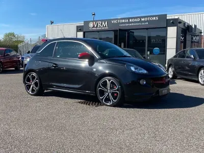 Używany Vauxhall Adam S 150 KM (110 kW) 2016 Czarny Hatchback