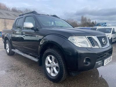 Used Nissan Navara Tekna 190 HP (139 kW) 2013 Black Pickup