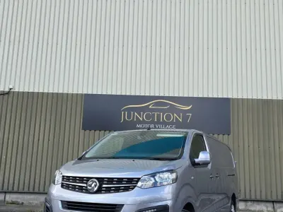 Second-hand Vauxhall Vivaro Sportive 100 CP (73 kW) 2019 Gri Monovolum