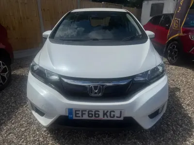 Used Honda Jazz SE 2017 White Hatchback