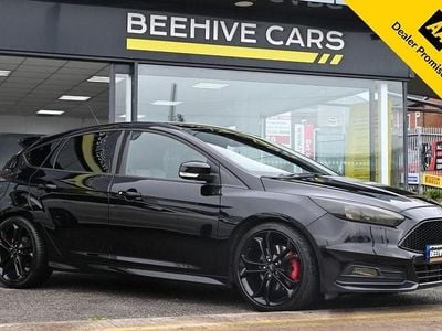 Used Ford Focus ST 250 HP (183 kW) 2016 Black Hatchback