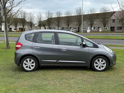 Used Honda Jazz ES 99 HP (72 kW) 2013 Grey Hatchback