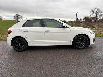 Used Audi A1 Sportback Business 95 HP (69 kW) 2020 White Hatchback