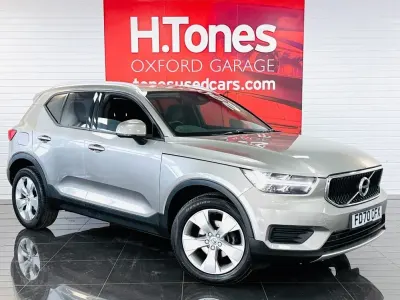 Used Volvo XC40 Momentum 163 HP (119 kW) 2020 Grey SUV