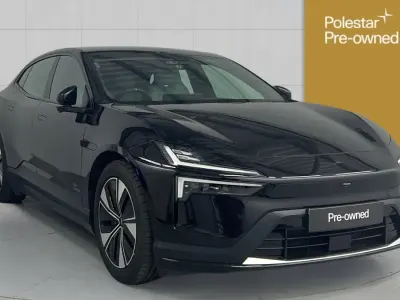 Begagnad Polestar 4 Plus 200 kW (272 HK) 2024 Svart SUV