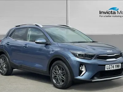 Used Kia Stonic 98 HP (72 kW) 2024 Blue SUV