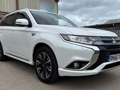 Mitsubishi Outlander P-HEV