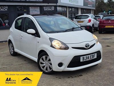 Used Toyota Aygo 2014 White Hatchback