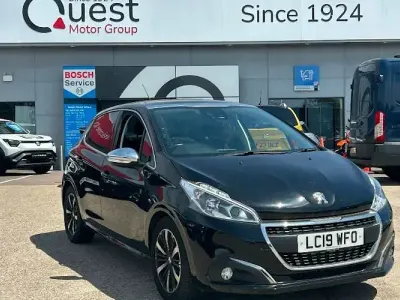 Used Peugeot 208 S 82 HP (60 kW) 2019 Black Hatchback