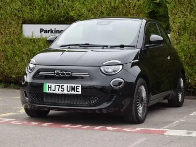 Używany Fiat 500e 86 kW (118 KM) 2025 Czarny Hatchback