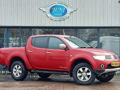 Used Mitsubishi L200 175 HP (128 kW) 2014 Red Pickup