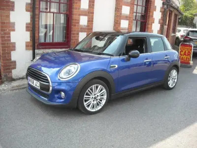 Used Mini Cooper Hatch 136 HP (100 kW) 2018 Blue Hatchback