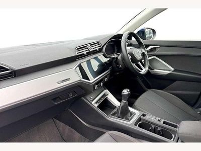 Used Audi Q3 Design 150 HP (110 kW) 2022 Blue SUV