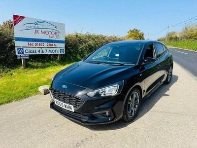 Used Ford Focus ST-Line 125 HP (91 kW) 2020 Black Hatchback