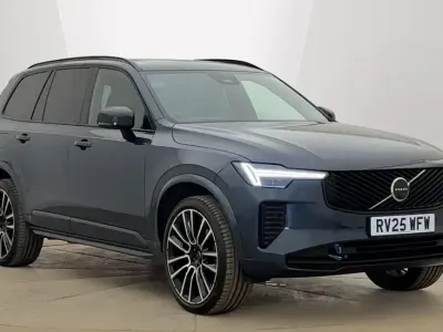 Used Volvo XC90 Ultra 250 HP (183 kW) 2025 Blue SUV