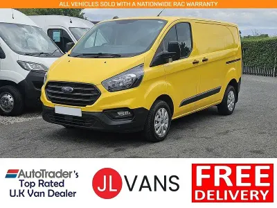 Used Ford Transit Custom 105 HP (77 kW) 2022 Yellow Van