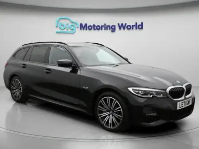 Used BMW 330e M Sport 292 HP (214 kW) 2022 Black Estate
