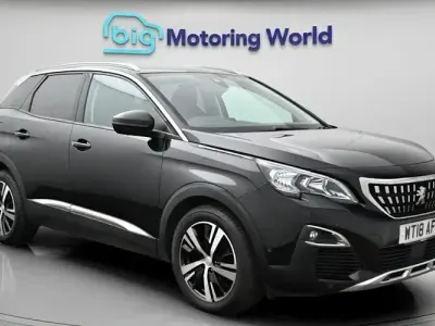 Begagnad Peugeot 3008 Allure 131 HK (96 kW) 2020 SUV