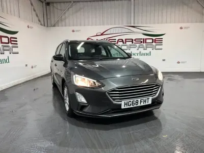 Used Ford Focus Zetec 95 HP (69 kW) 2019 Grey Estate
