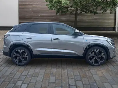Used Renault Austral Iconic Esprit Alpine 200 HP (147 kW) 2023 Grey SUV