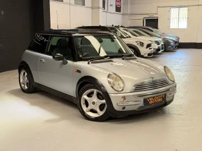 Used Mini Cooper Hatch 115 HP (84 kW) 2003 Silver Hatchback