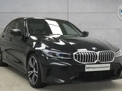 Begagnad BMW 320 M Sport 181 HK (133 kW) 2023 Svart
