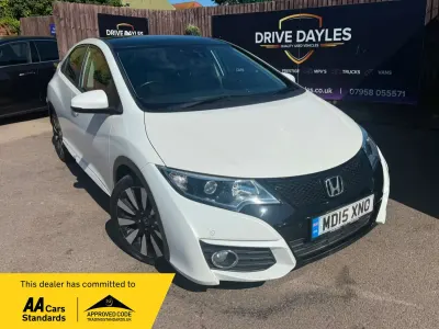 Used Honda Civic SR 2015 White Hatchback