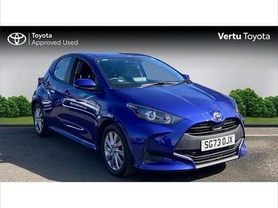 Used Toyota Yaris Hybrid 116 HP (85 kW) 2023 Blue Hatchback