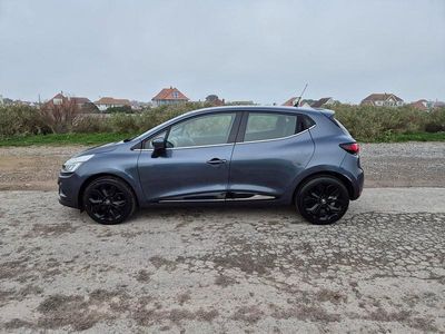 Used Renault Clio IV Dynamique 2017 Grey Hatchback