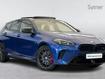 Usado BMW M135 Comfort Edition 296 CV (217 kW) 2025 Azul Utilitario