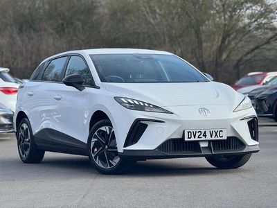 Used MG MG4 EV SE 2024 White Hatchback